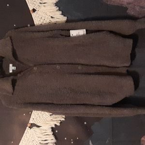 NWT fuzzy knit sweater cardigan botton up collar long sleeve small with pockets